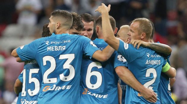 الأهلي يفاوض جناح زينيت الروسي بعد فشل الاتحاد في حسم الصفقة