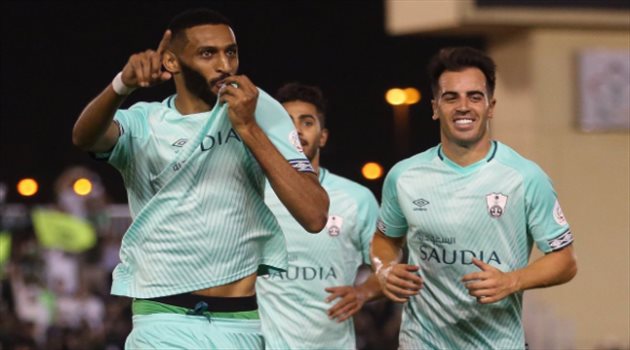 "طلب خاص" لثنائي الأهلي قبل عودة الدوري