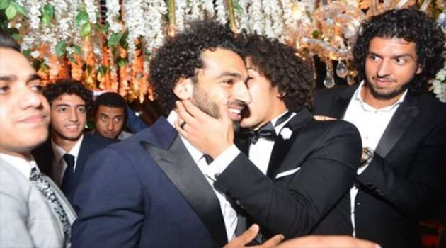 محمد صلاح يحضر حفل زفاف "نجم الاتفاق"