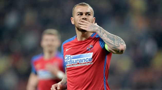 مهاجم عالمي يقترب من الشباب