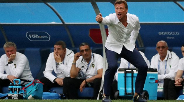 قرارات تزيد الضغط على رينارد.. رسالة انتقاد لمدرب الأخضر