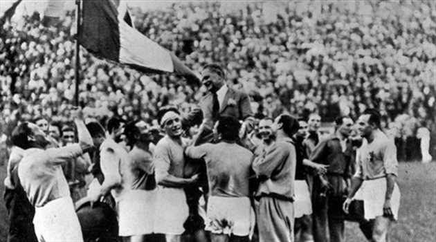 قصة من كأس العالم| حارس المجر ينقذ لاعبي إيطاليا من تهديدات موسوليني