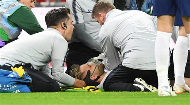 الكشف عن موعد عودة لوك شو للملاعب