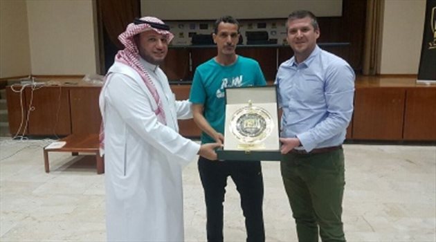 المدهش: المدرب الوطني يقود أندية دوري المحترفين قريبا