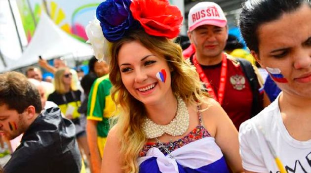 عيش المونديال| سلسلة مطاعم تعتذر للروسيات بسبب إعلان مسئ