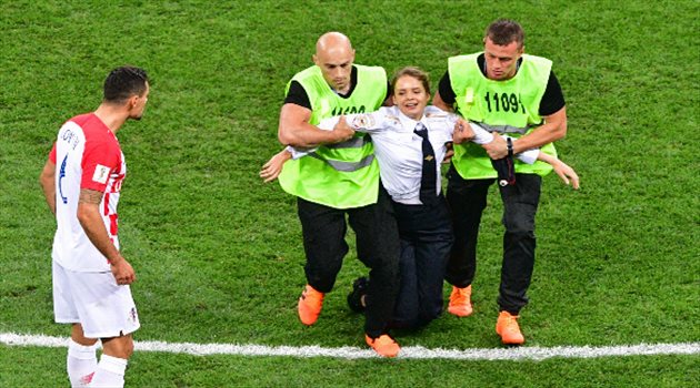 روسيا تُعاقب رجال الأمن في كأس العالم