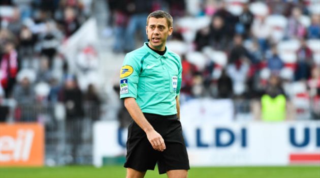  عيش المونديال| الفرنسي كليمنت يدير مباراة السعودية وأوروجواي