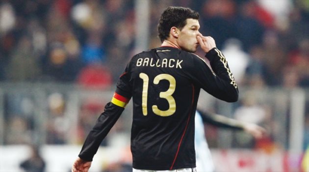 عيش المونديال| مايكل بالاك يهاجم استمرار لوف مع ألمانيا بعد وداع كأس العالم