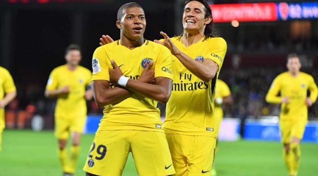 تأكد غياب مبابي وكافاني عن باريس سان جيرمان في افتتاح الدوري الفرنسي