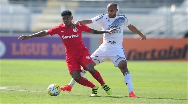 بالفيديو| الوحدة يواصل تدعيمه للفريق.. ويتعاقد مع البرازيلي انسيلمو موراييس