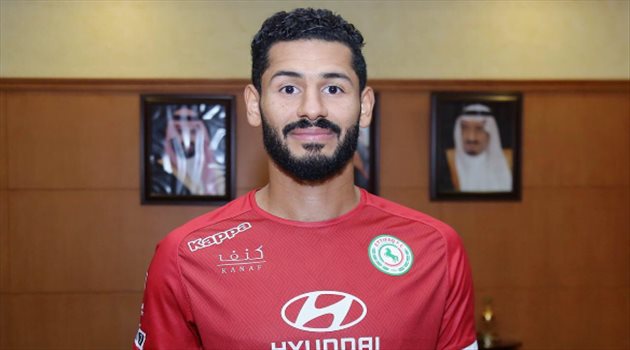 آراء الجماهير| هجوم "لاذع" على حارس الاتفاق بعد رباعية الهلال