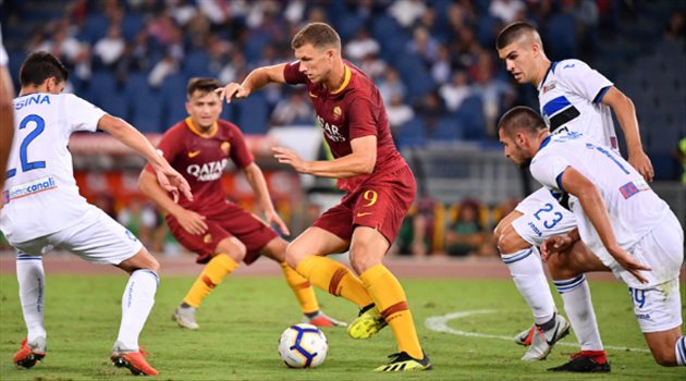 الدوري الإيطالي يواصل جنونه.. اتلانتا يجبر روما على التعادل بثلاثة أهداف لكل فريق