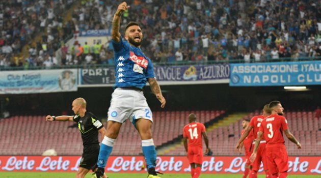 نابولي يستعيد الانتصارات بهدف في فيورنتينا