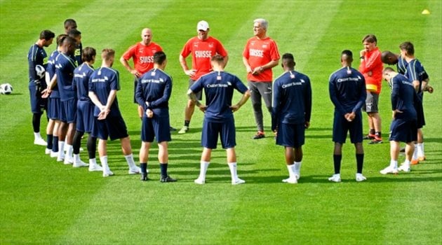 عيش المونديال| مدرب سويسرا: سنلعب بطريقة "مملة" أمام البرازيل