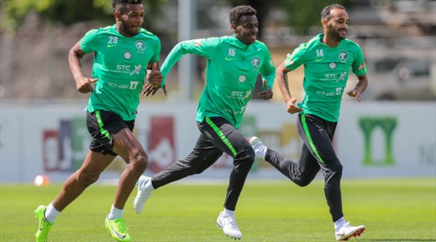 الأخضر يعود للتدريبات بعد راحة 24 ساعة.. ويستعد لبيرو وألمانيا