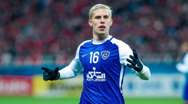 لاعب الهلال السابق يقترب من بيراميدز