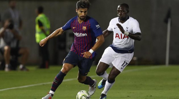 إصابة اندري جوميز تبعده عن برشلونة لمدة شهرين