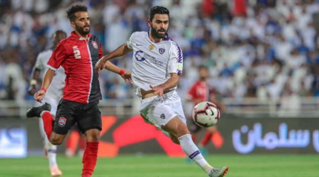 رسميا .. عمر خربين يرحل عن الهلال وينتقل إلى الدوري المصري