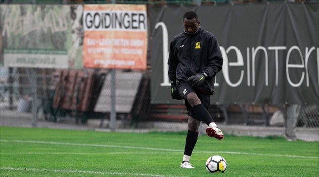 اتحاد جدة يجدد عقد عساف .. والشناوي خليفة جروهي