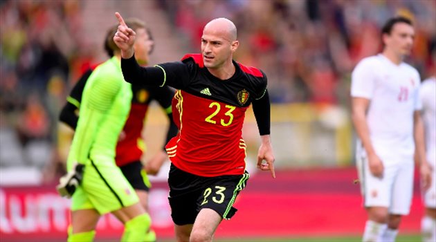 عيش المونديال| سيمان يترك معسكر بلجيكا في روسيا غضبا من قرار المدرب