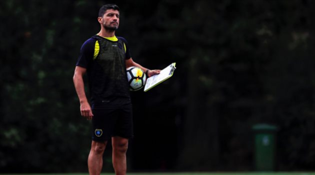 تركي آل الشيخ يعين "قاهر الهلال" مدربا لألميريا