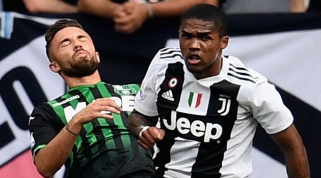  رسميا.. إيقاف دوجلاس كوستا أربع مباريات