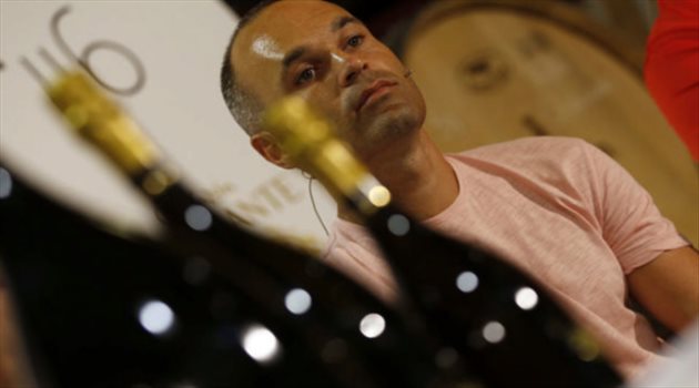 "النبيذ" يجبر انيستا على الانتقال إلى الدوري الصيني