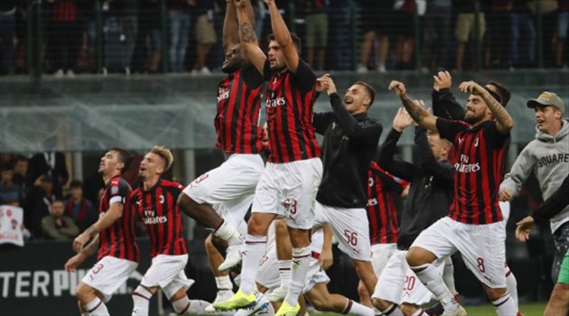 الكالتشيو| نجوم قادرة على إعادة ميلان إلى سماء أوروبا
