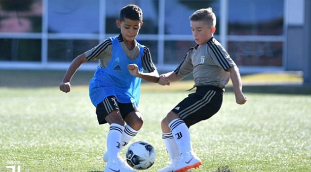 ابن رونالدو يلحق بالدون في أكاديمية يوفنتوس