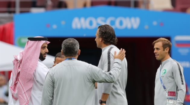 بعد "أزمة المنتخب".. بيتزي يرد على تركي آل الشيخ