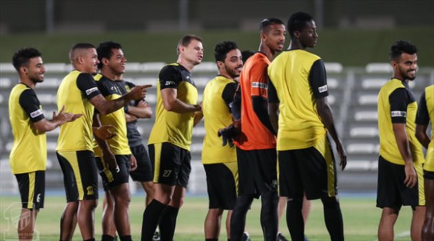 خاص| "سعودي. كوم" يكشف عن المدرب الأقرب لقيادة الاتحاد