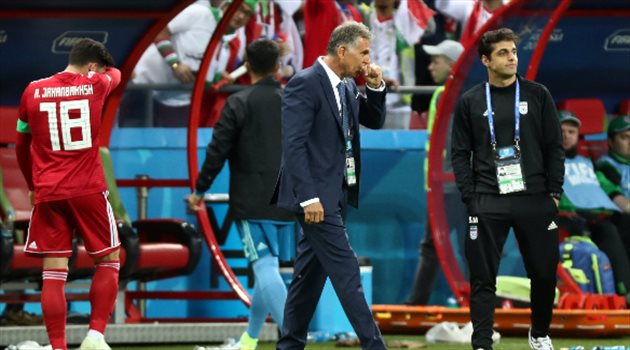 الأزمة المالية تجبر إيران على التدرب بدون مدير فني