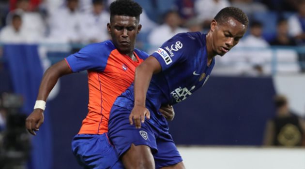 صحف بيرو تبرز مساهمة كاريلو في هدف الهلال الوحيد بالسوبر السعودي المصري