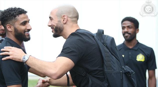 أمرابط: الجماهير كانت وراء انضمامي للنصر.. وأجواء الدوري السعودي مثل أوروبا