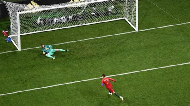 عيش المونديال| رونالدو خدع راموس لتسجيل ركلة الجزاء في شباك إسبانيا