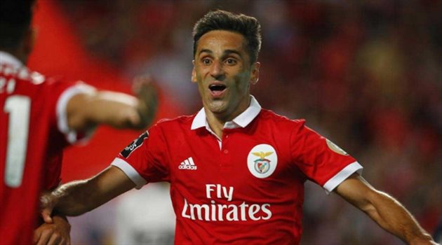 الهلال والنصر يترقبان.. جلسة جوناس مع رئيس بنفيكا تحسم وجهته القادمة