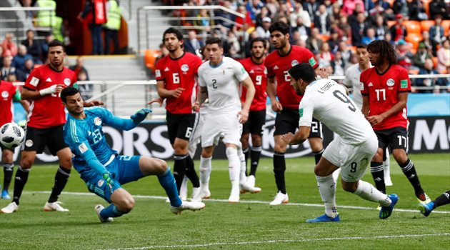 مصر وأوروجواي رؤية تحليلية .. الخبرة والعرضيات وكوبر وراء خسارة مصر