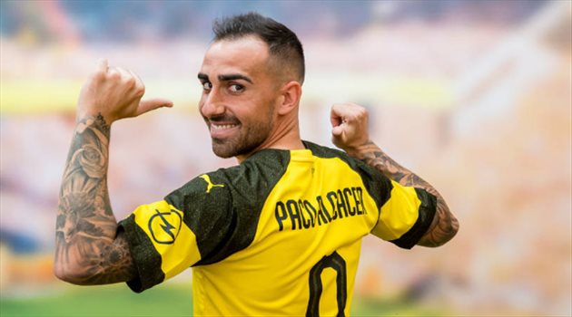 رسميا.. دورتموند يضم مهاجم برشلونة على سبيل الإعارة