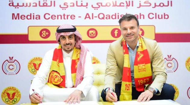 القادسية يقدم مدربه الجديد ستانوجيفتيش.. "النادي يمتلك كل مقومات النجاح"