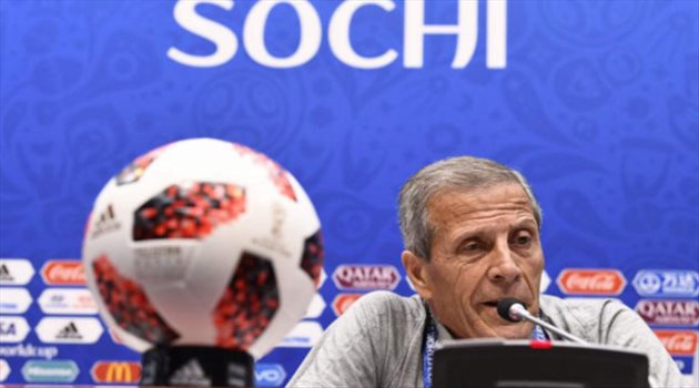 عيش المونديال| تاباريز يكشف عن خطة إيقاف رونالدو أمام أوروجواي