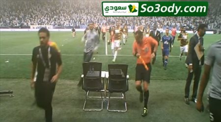 أحداث مثيرة بعد نهاية المباراة بين لاعبي الهلال وأحد