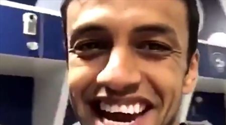 وسط ضحكات الشلهوب.. أخصائي الهلال يقلد أهداف مباراة الاتحاد السكندري