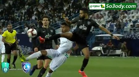 خبير تحكيمي يشرح.. هل تعرض الأهلي لـمؤامرة تحكيمية أمام الهلال