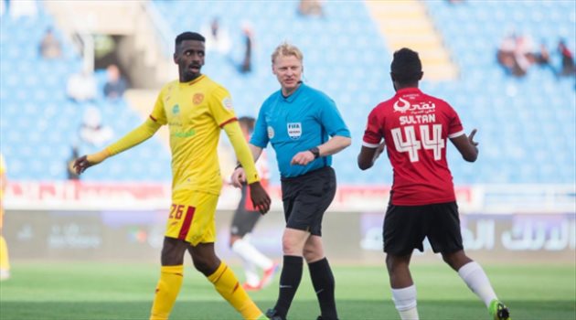 في مباراة عنيفة.. التعادل السلبي يحسم مواجهة الرائد والقادسية بالدوري
