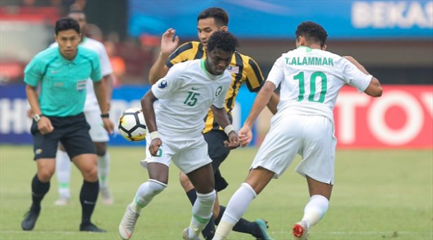 كأس آسيا للشباب| باتصال هاتفي.. الفواز يبارك فوز الأخضر على ماليزيا