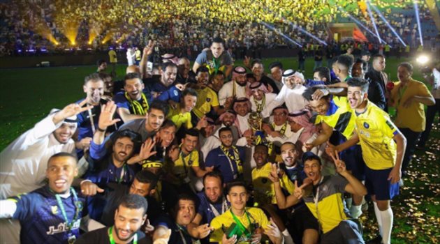 رسميا.. التعاون يحافظ على "نجمه المتألق" بعقد جديد