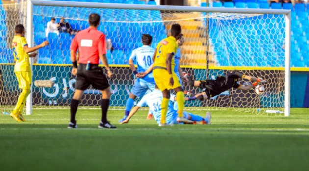موهبة تنافس الكبار.. إنجاز جديد لـ"عبدالفتاح آدم" في الدوري السعودي