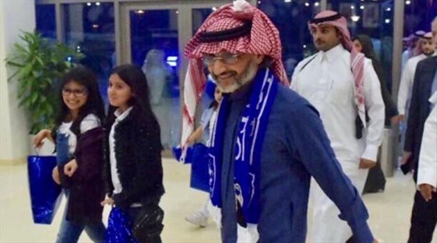 تغريدة تزلزل منصة إكس.. رد مثير من الوليد بن طلال حول شراء الهلال