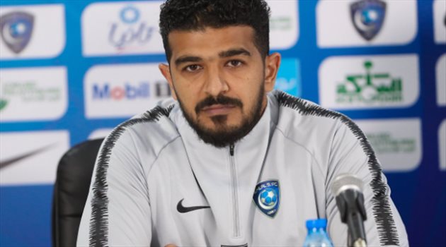 إعلامي إماراتي يتغزل في إنقاذ المعيوف للانفرادات