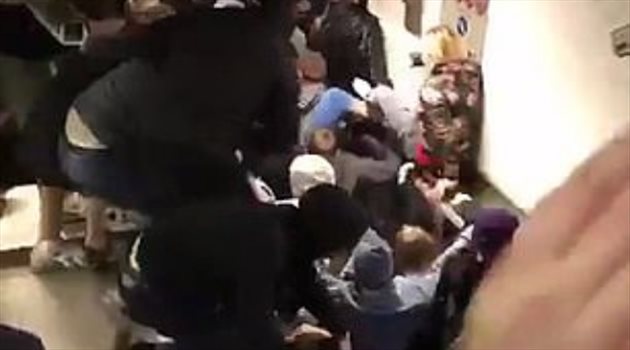 إصابة جماهير سيسكا موسكو بالسقوط في مترو روما
